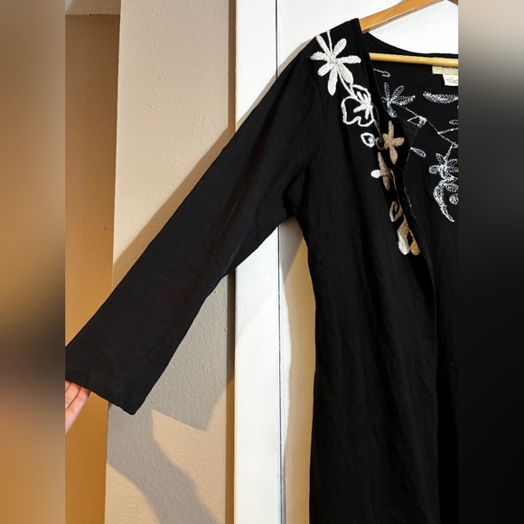 100% Cotton Natural Impressions Black and White Embroidered Cardigan - Picture 4 of 5